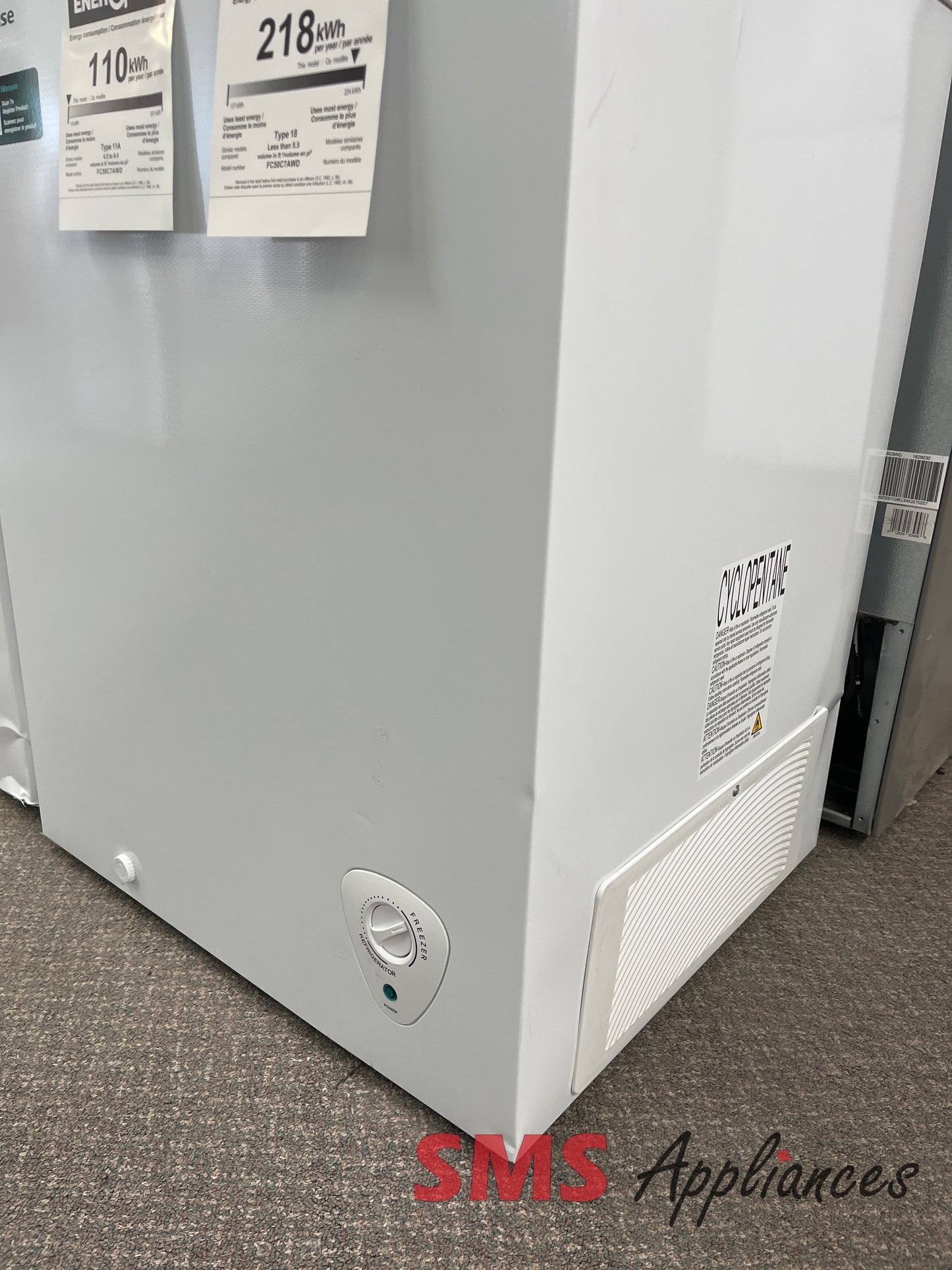 Open Box Freezers FC50C7AWD Hisense - Image 4
