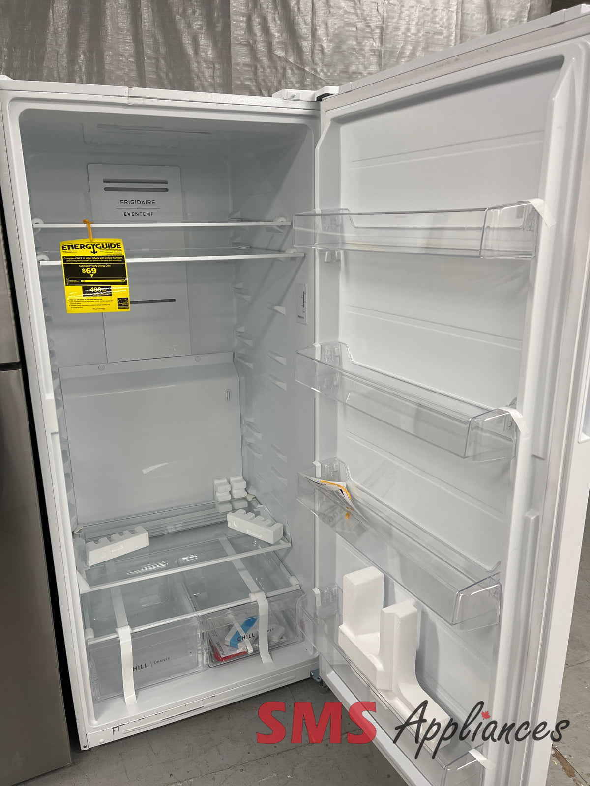 Open Box Freezers FFUV2126AV Frigidaire - Image 2