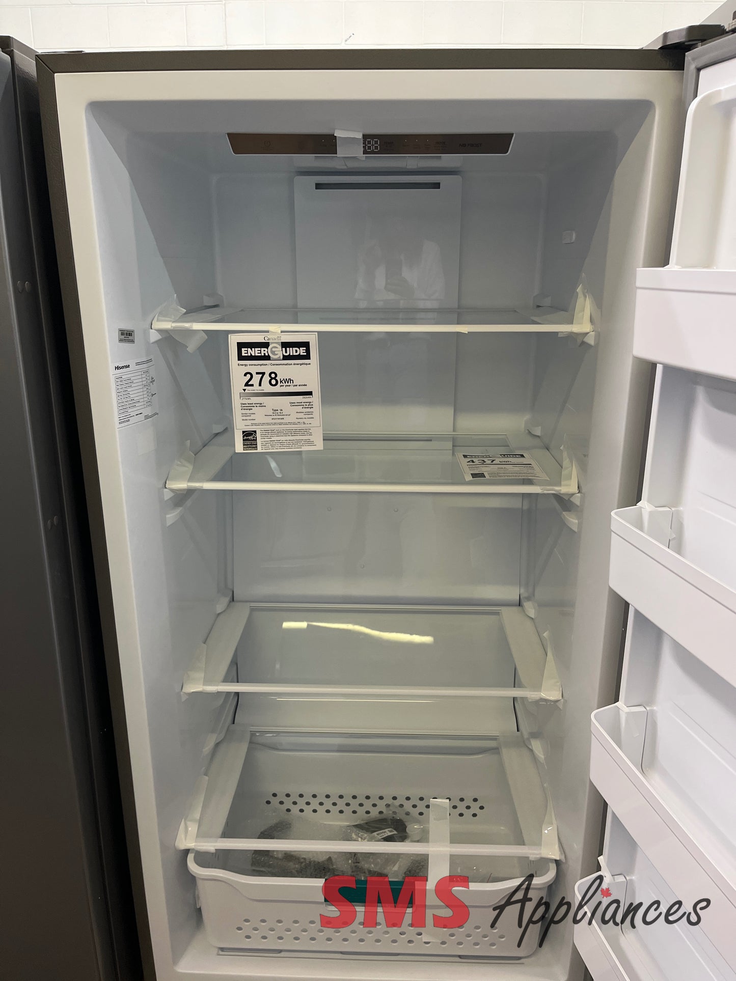 Open Box Freezers HFU171N1AVE Hisense - Image 3