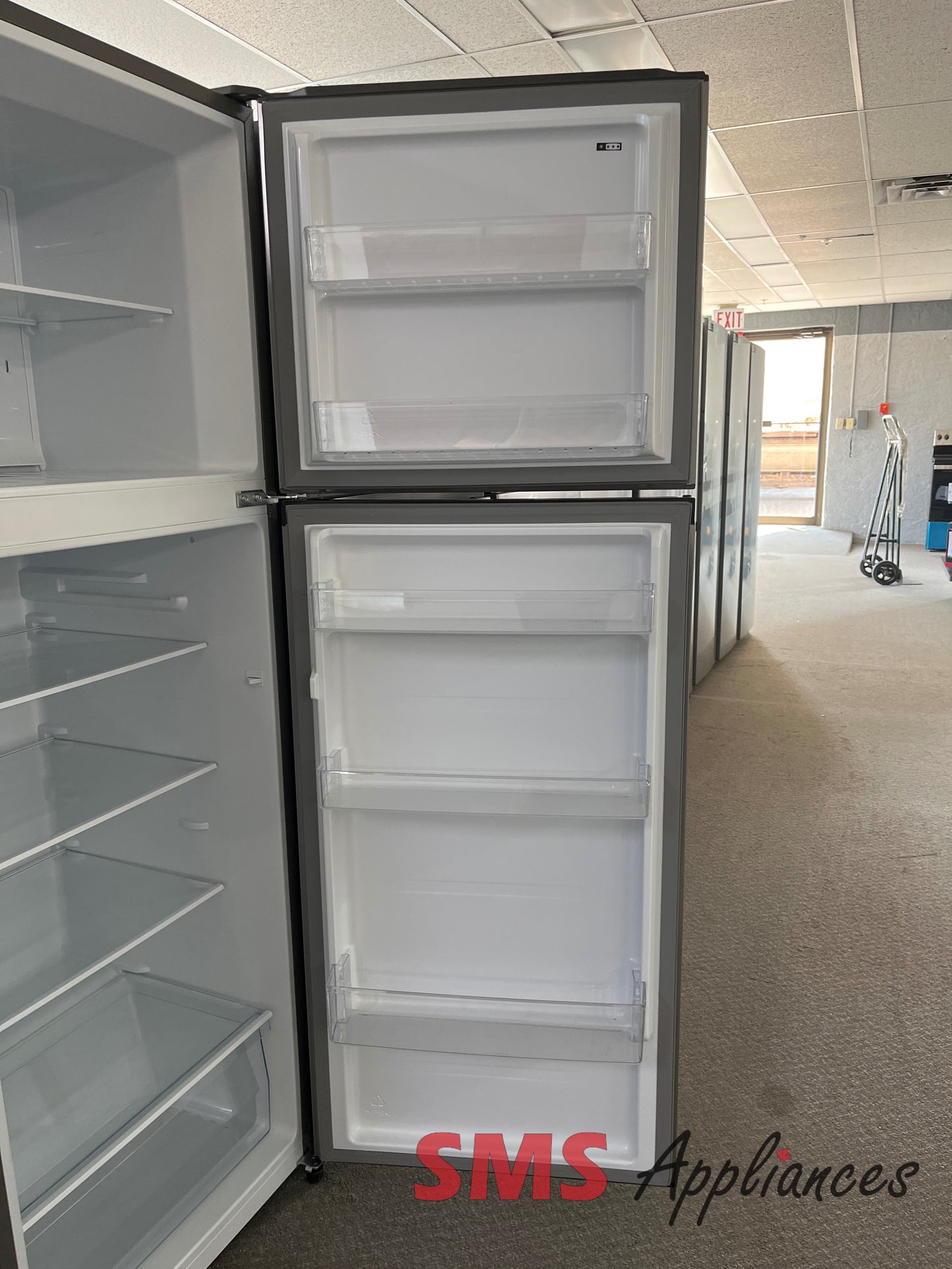 Open Box Fridges RT12A2CSE Hisense - Image 5