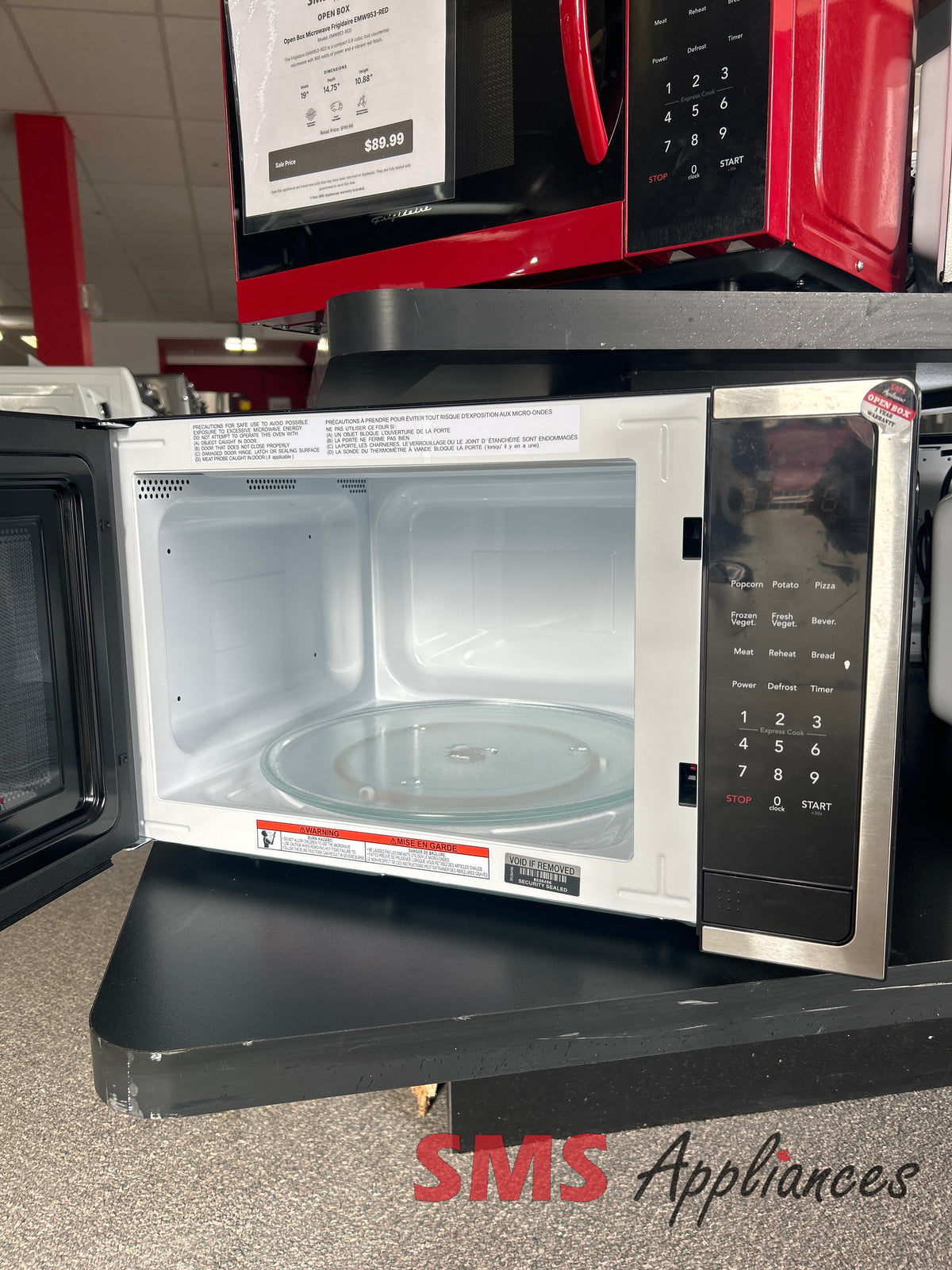 Frigidaire EMW1510 open box microwave photo at SMS Appliances Medicine Hat