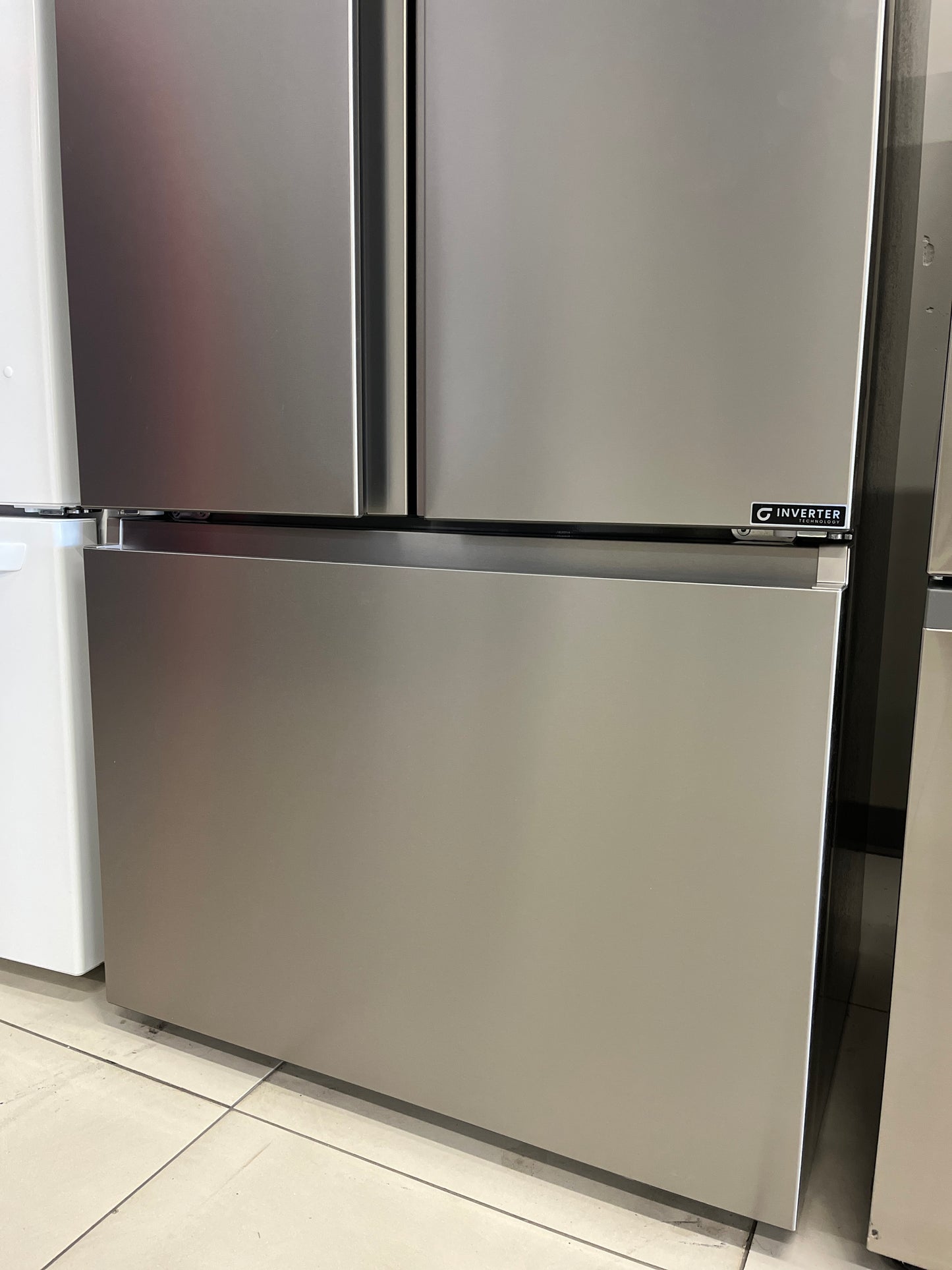 Open Box – 36" Fridge Hisense RF225C3CSE