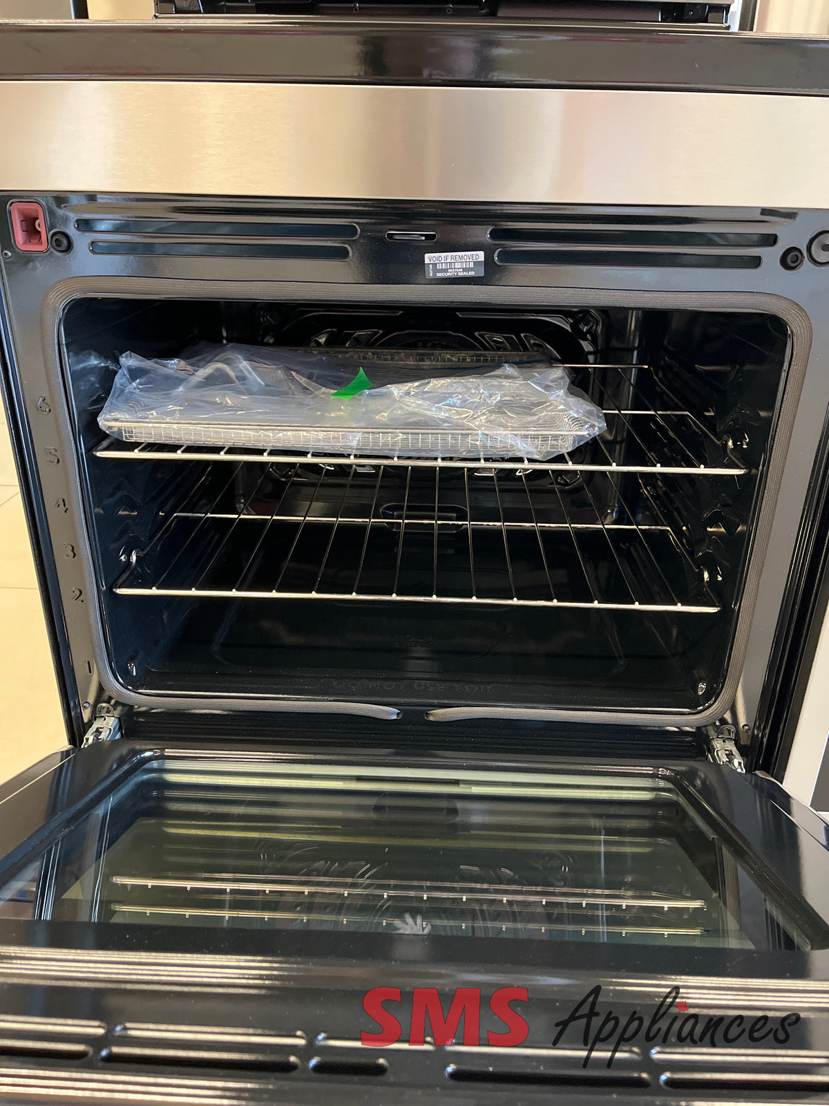 Open Box 30" Stove Frigidaire GCRI306TBF - stove for sale at SMS Appliances Calgary