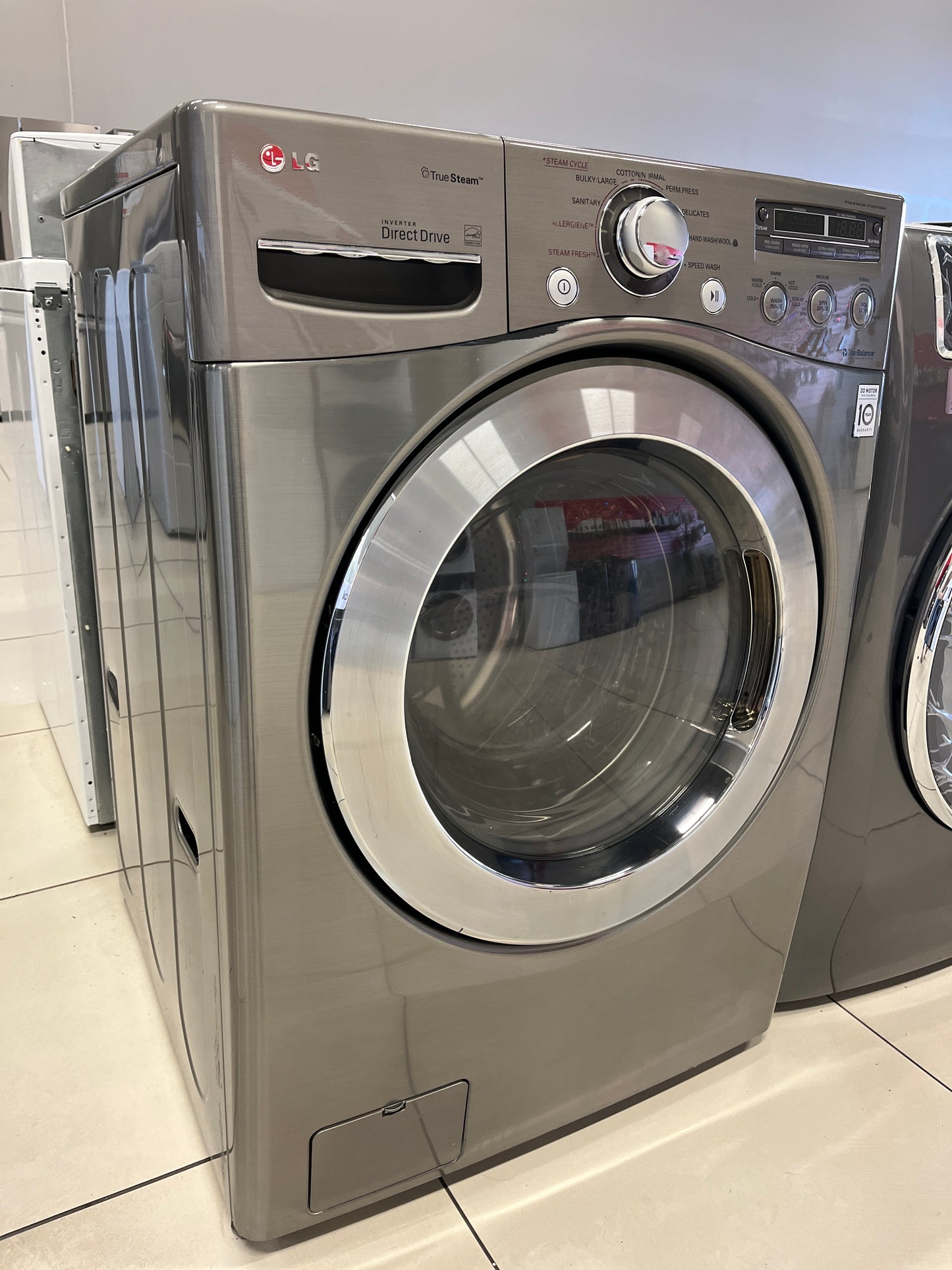 Refurbished – 27" Washer LG WM2501HVA