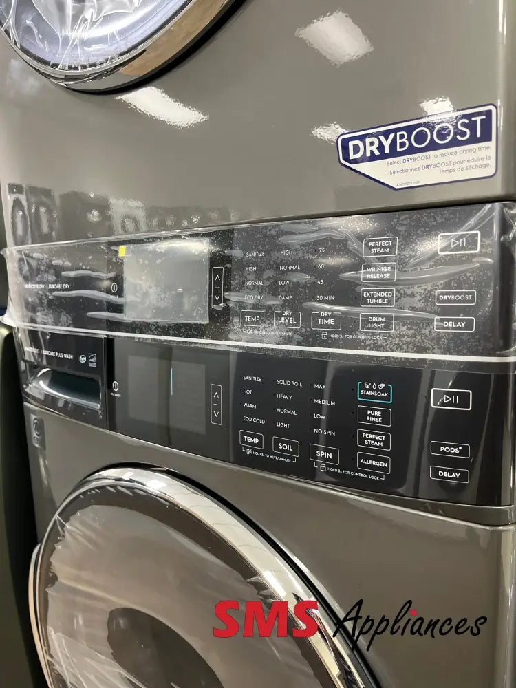 Open Box – 27’’ Laundry Set Electrolux ELTE760CAT