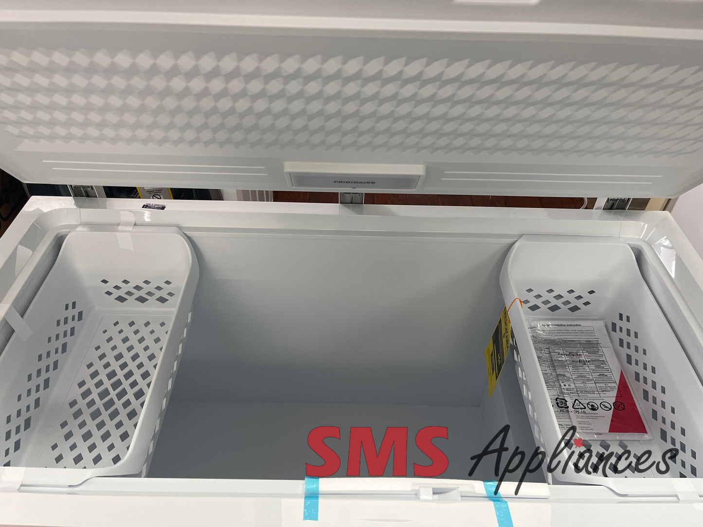 Open Box 56" Freezer Frigidaire FFCL1542AW