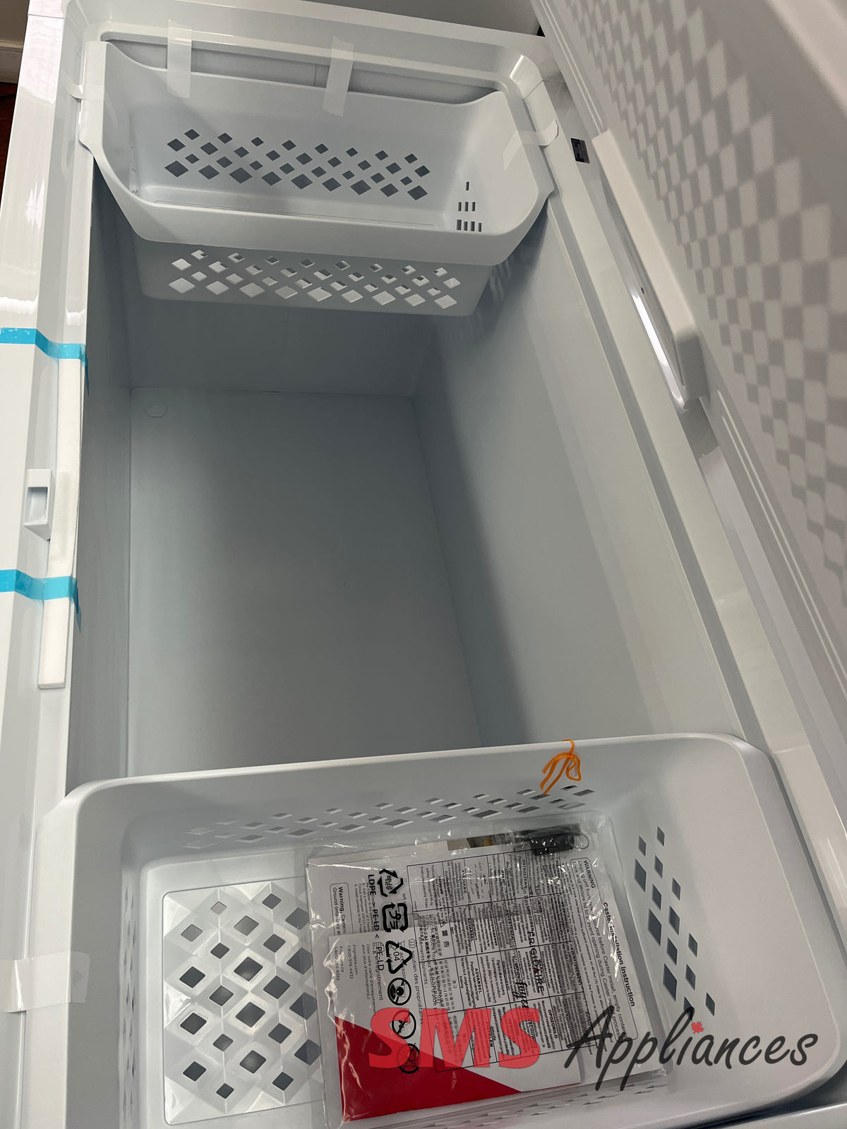 Open Box 56" Freezer Frigidaire FFCL1542AW