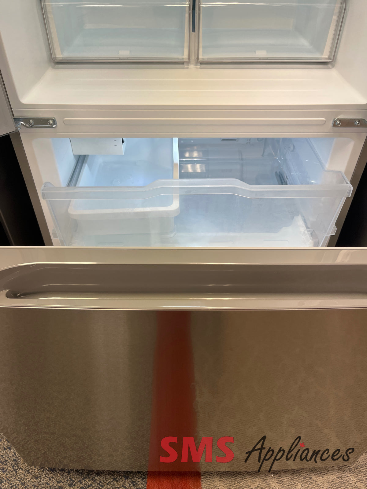30" L2 refurbished fridge - SMS Appliances Calgary