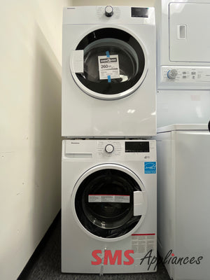 New 24" Laundry Set Blomberg WM72200W/DV17600W