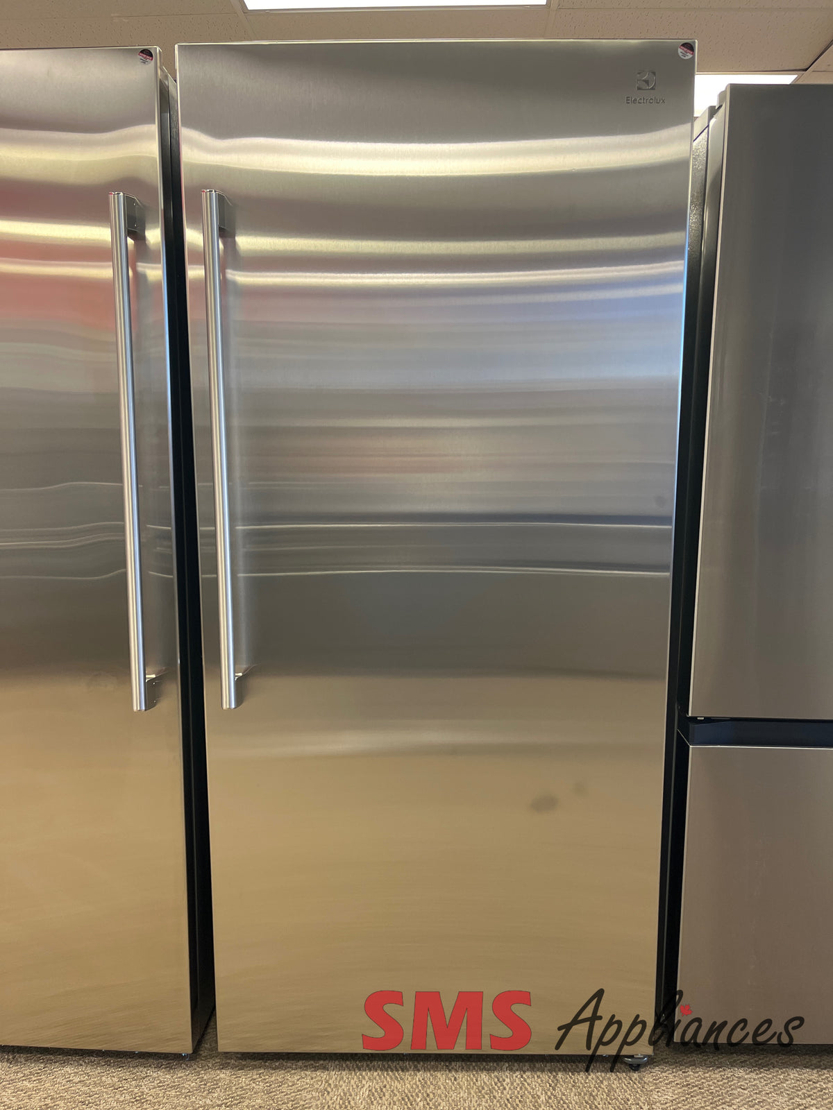 Open Box Fridges EI33AR80WS/EI33AF80WS Electrolux - Image 2