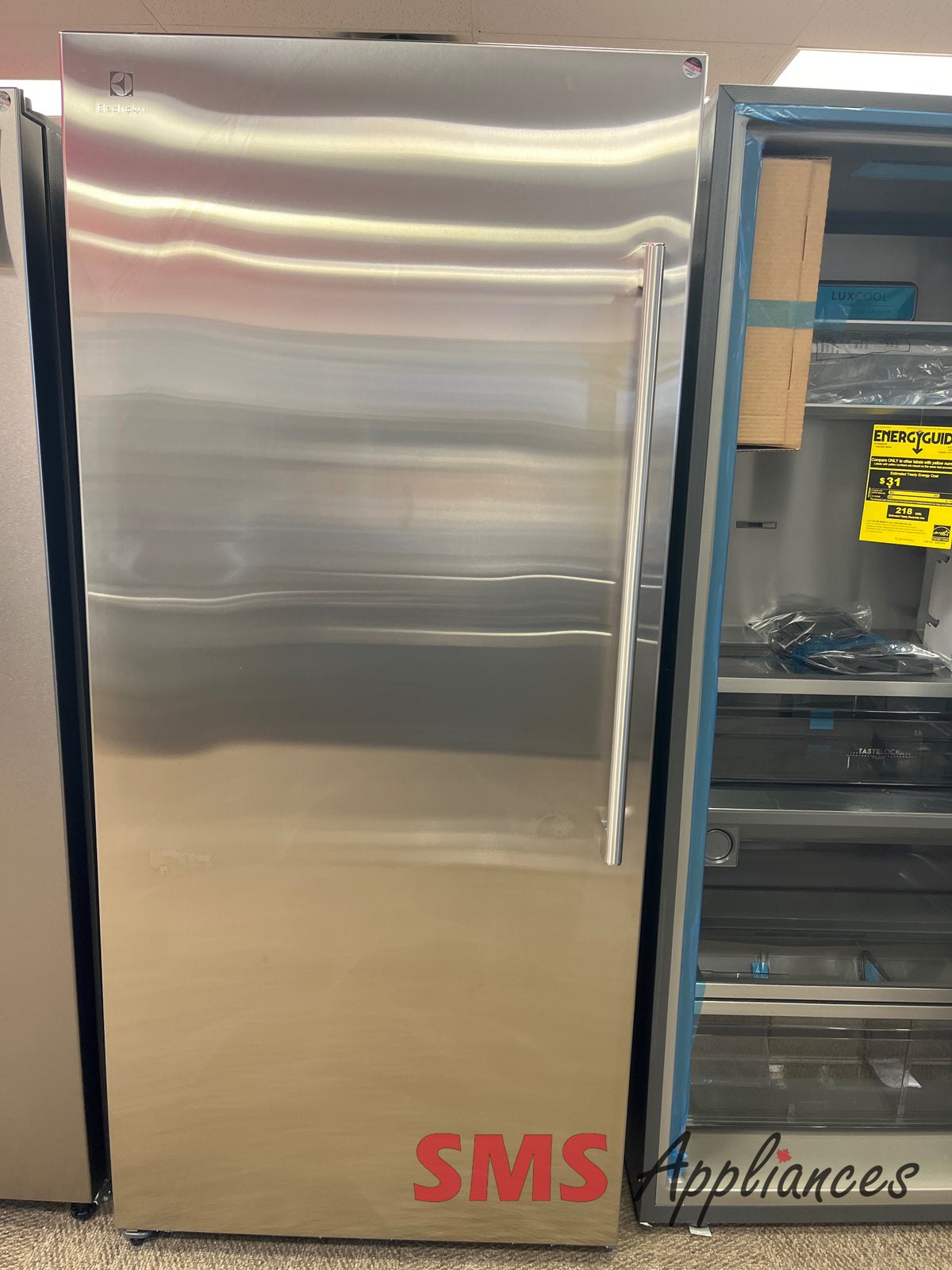 Open Box Fridges EI33AR80WS/EI33AF80WS Electrolux - Image 4