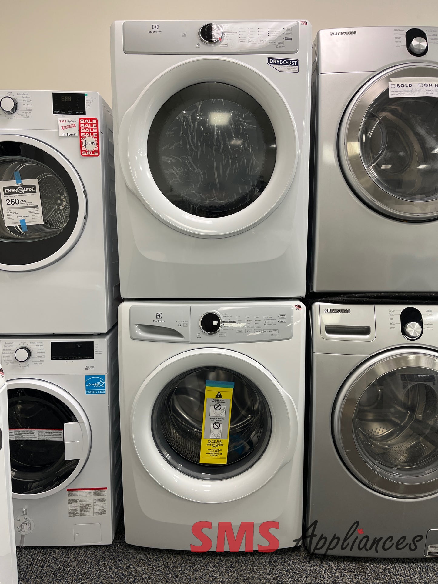 Open Box Laundry Sets ELFE7337AW/ELFE733CAW Electrolux - Image 1
