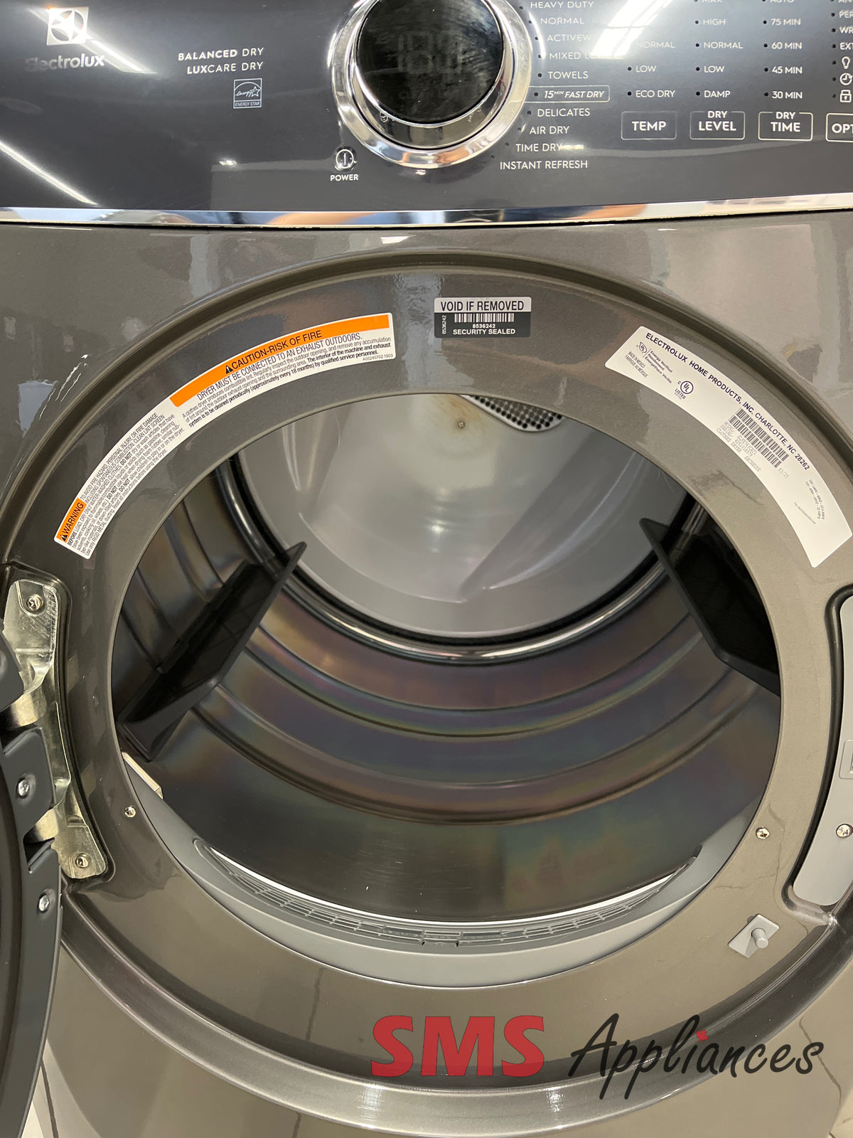 Open Box Electrolux ELFW7637AT washer close-up - SMS Appliances