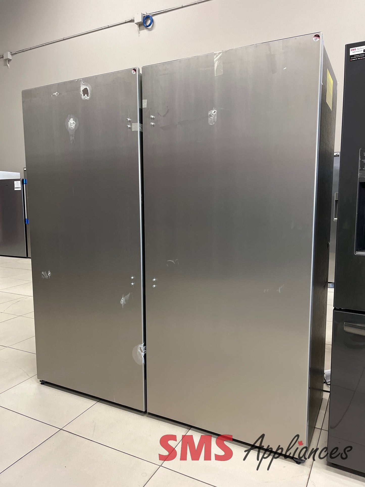 Open Box Fridges FPRU19F8WFD/FPFU19F8WFF Frigidaire - Image 6