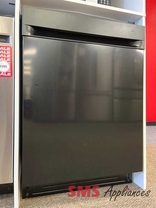 New Dishwashers UDT610HSZBB GE - Image 1