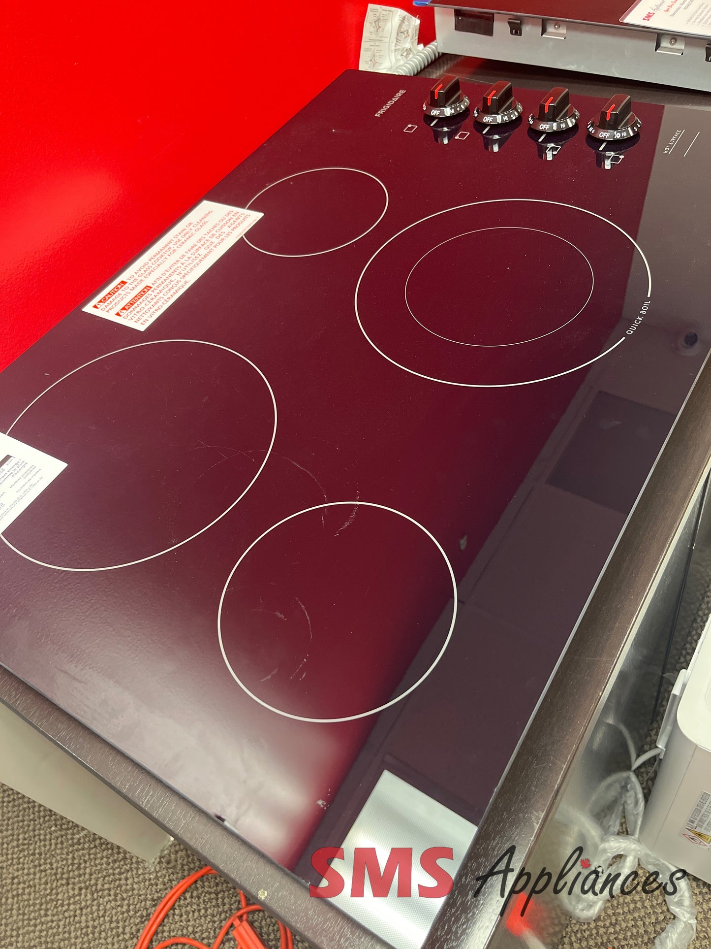 Open Box Cooktops FFEC3025UB Frigidaire - Image 2