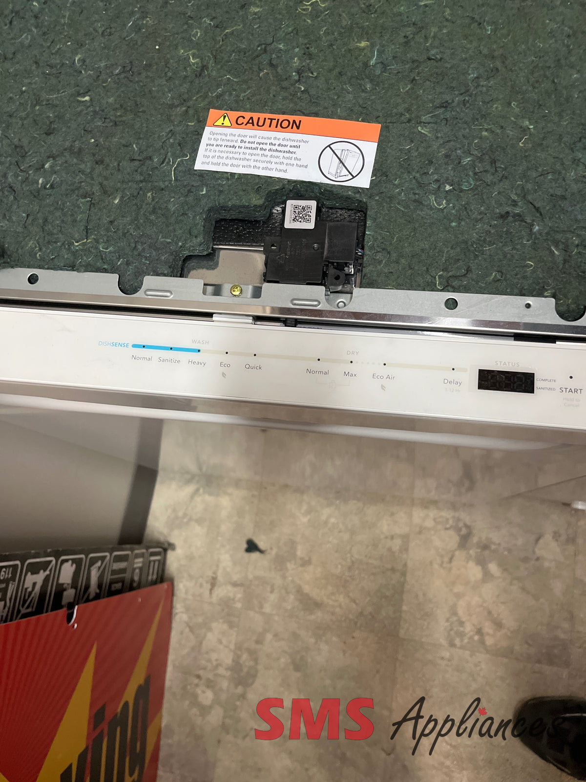 Open Box Dishwashers FDHP4336AW Frigidaire - Image 2
