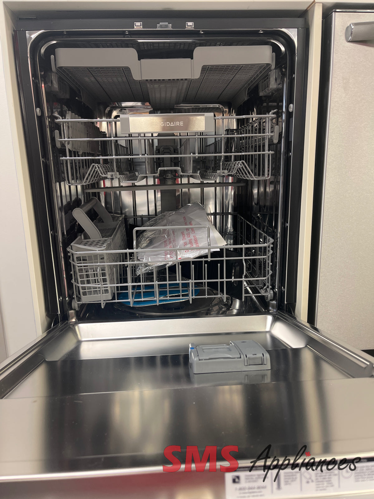 Open Box Dishwashers FDSH4502BF Frigidaire - Image 2