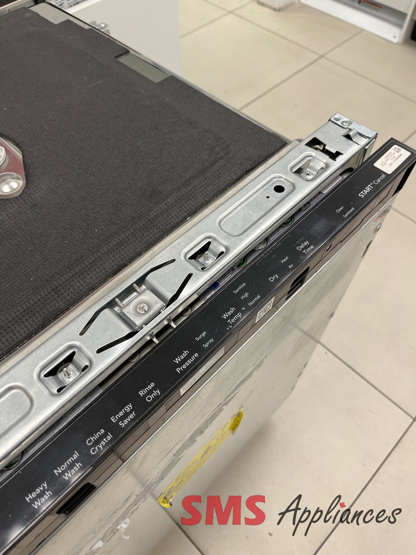 Open Box Dishwashers FDSR4501AP Frigidaire - Image 2