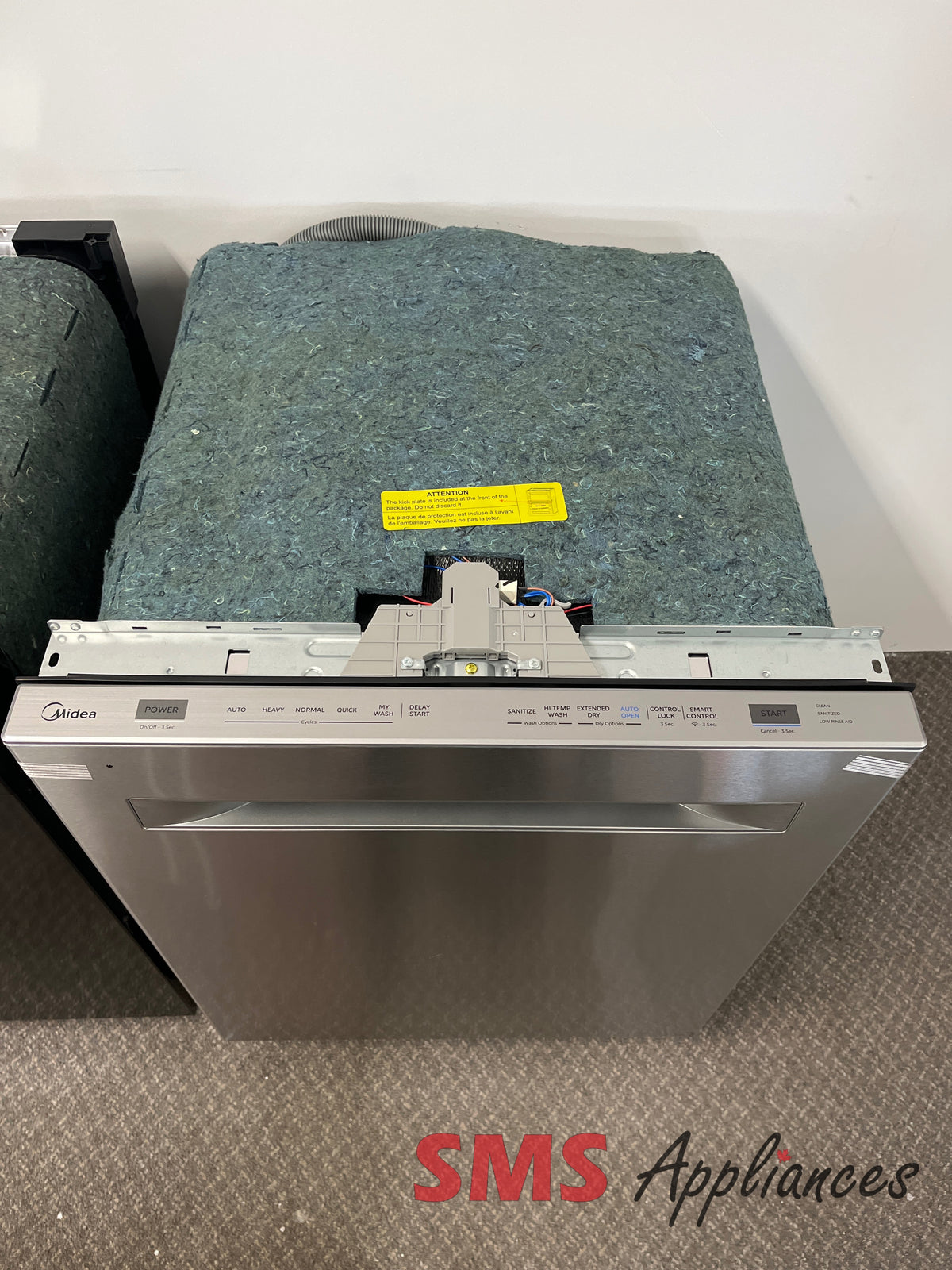 Open Box Dishwashers MDT24P3C Midea - Image 4