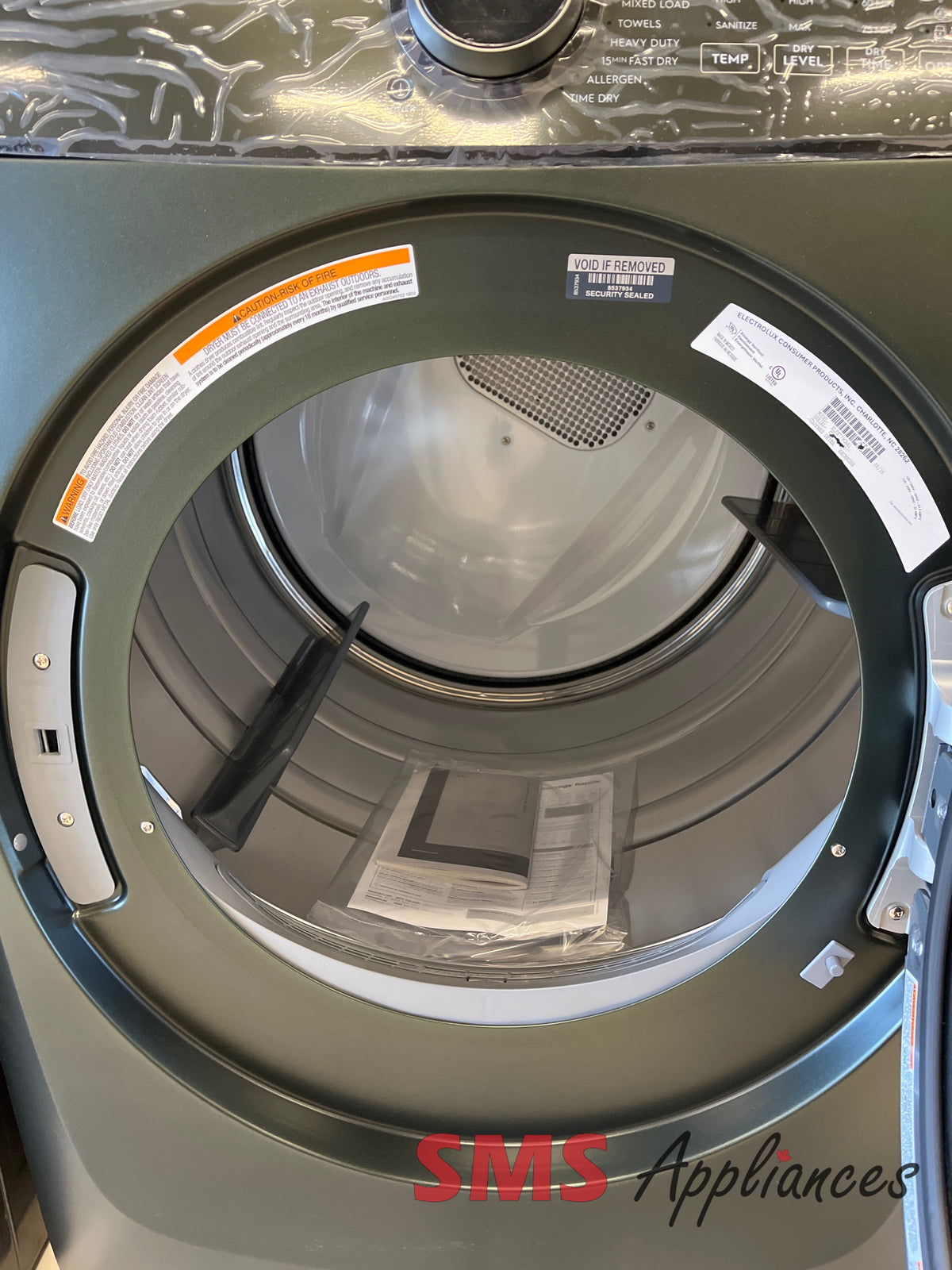 Electrolux ELFE773CAA open box dryer photo at SMS Appliances Calgary