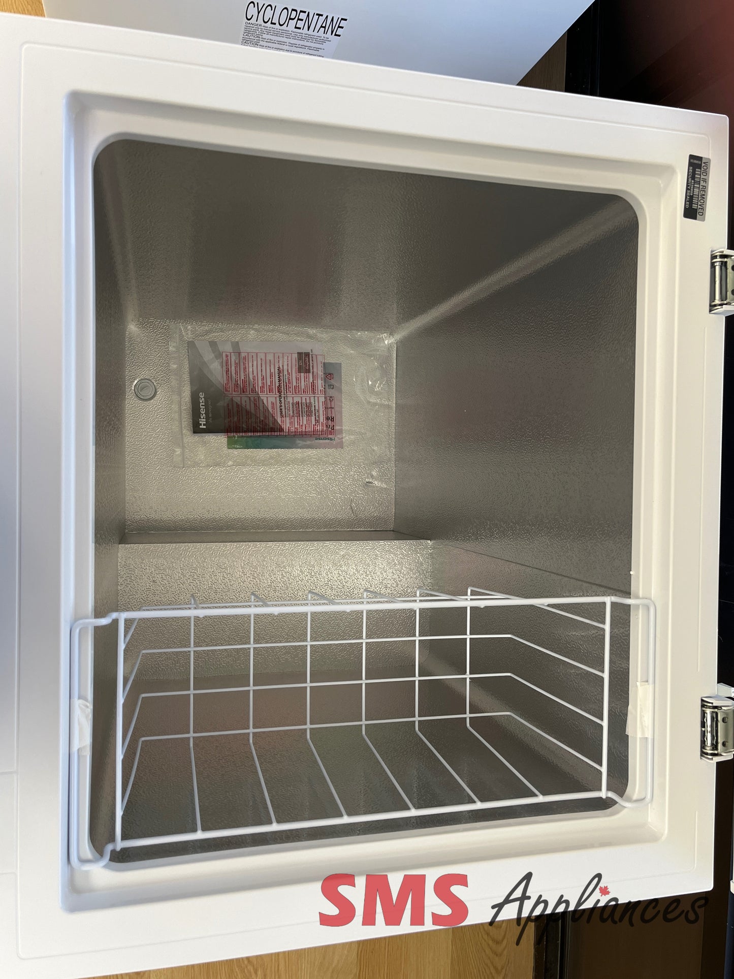 Open Box Freezers FC50C7AWD Hisense - Image 2