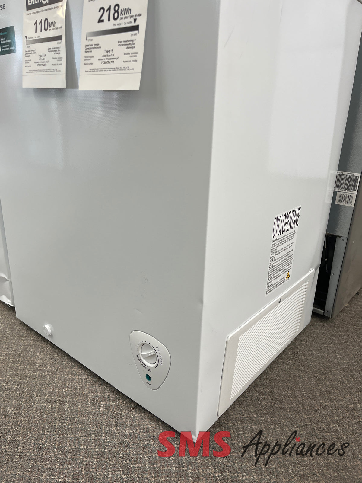 Open Box Freezers FC50C7AWD Hisense - Image 4