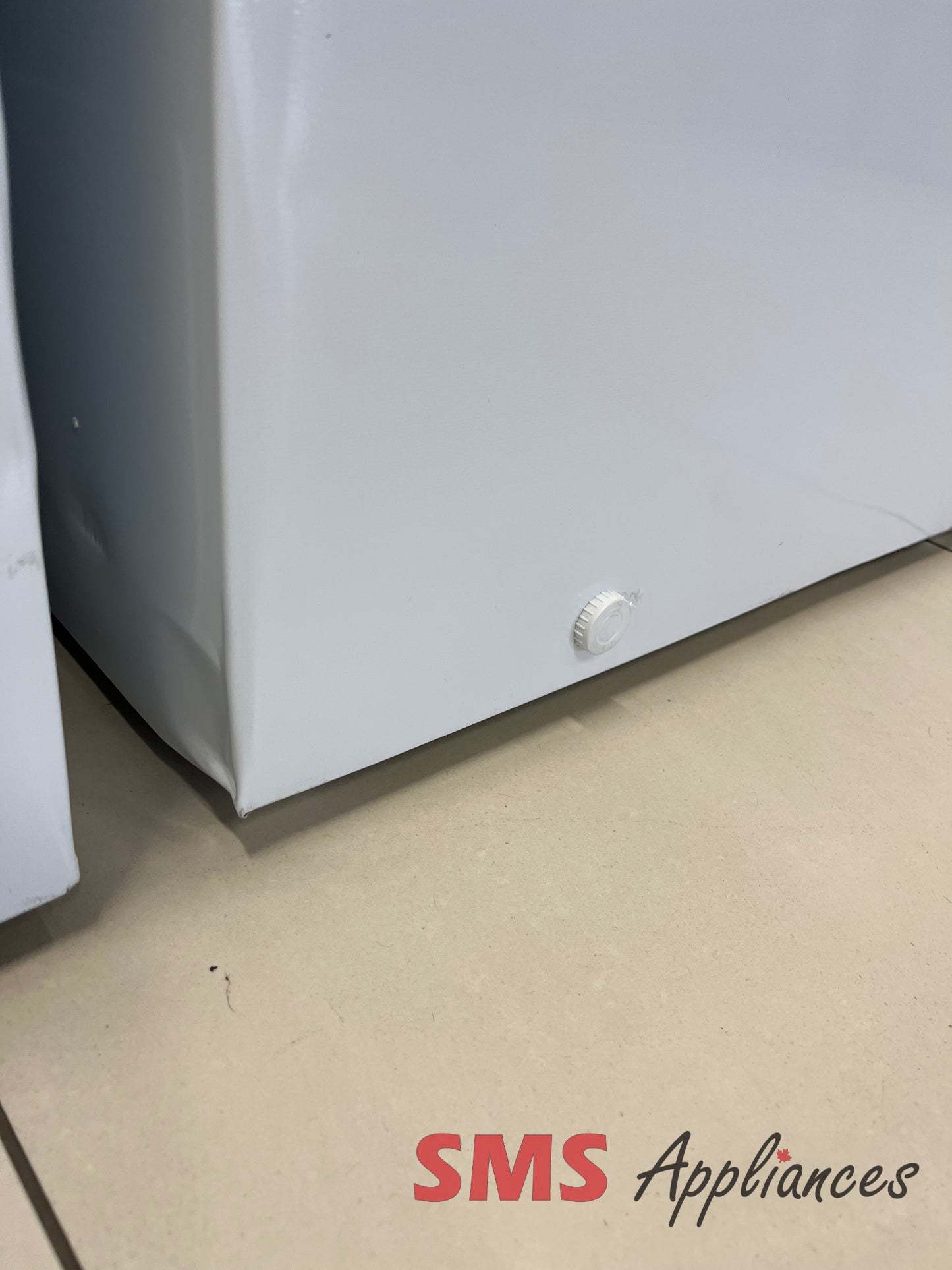 Open Box Freezers FC50C7AWD Hisense - Image 5