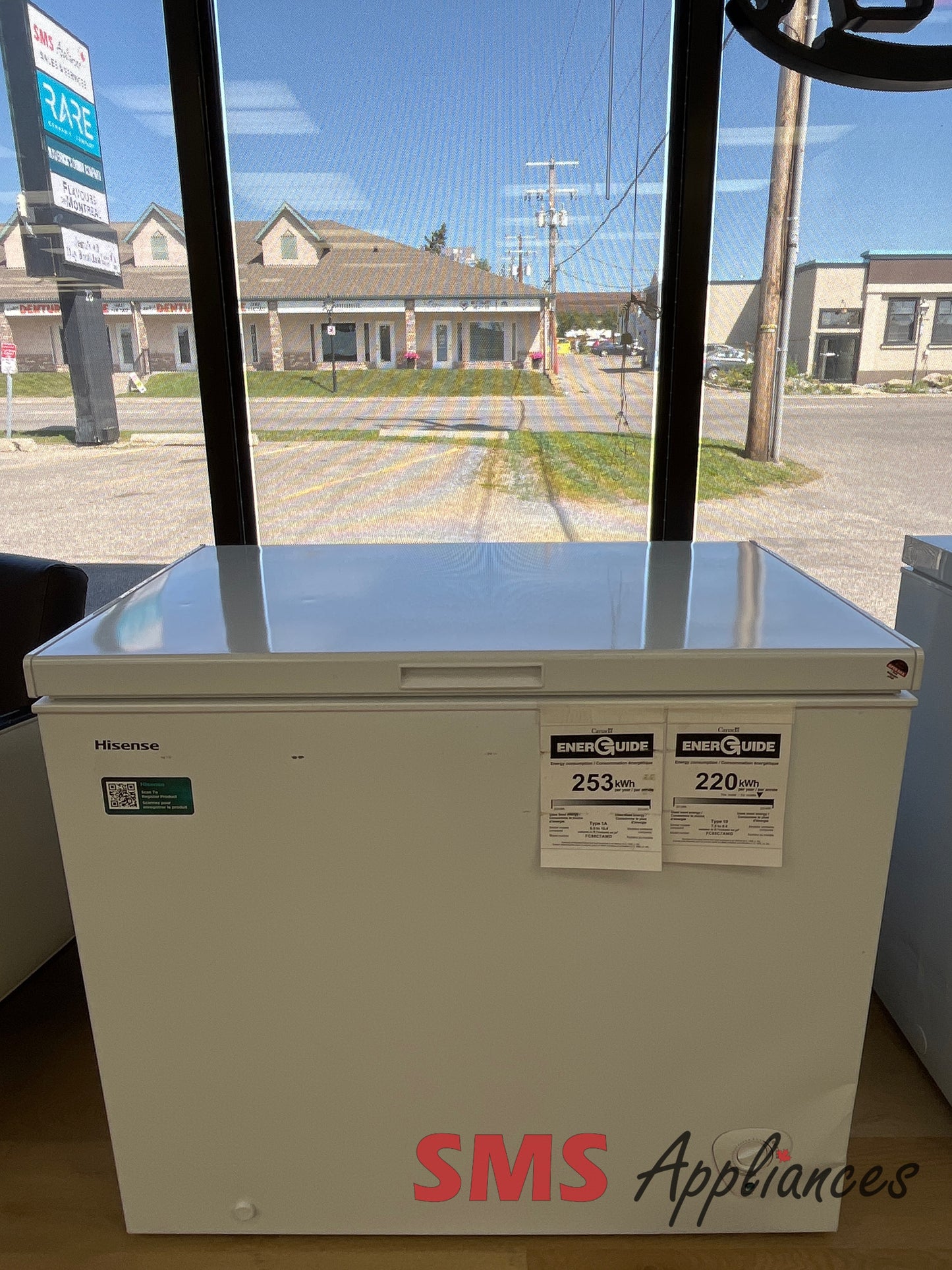 Open Box Freezers FC88C7AWD Hisense - Image 1