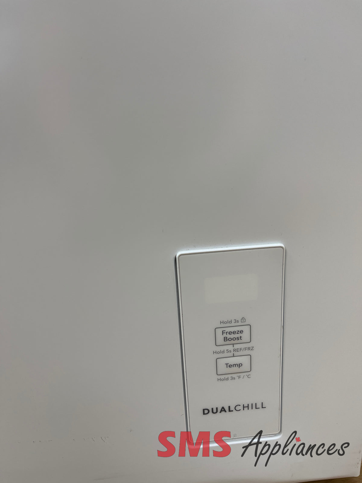 Open Box Freezers FFCS0762AW Frigidaire - Image 4