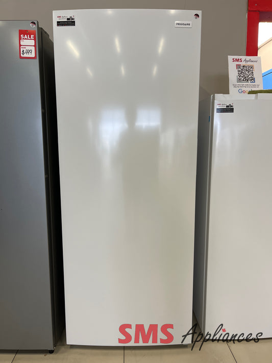 Open Box Freezers FFFU18F2VW Frigidaire - Image 1