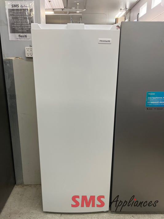 Open Box Freezers FFUE0726AW Frigidaire - Image 1