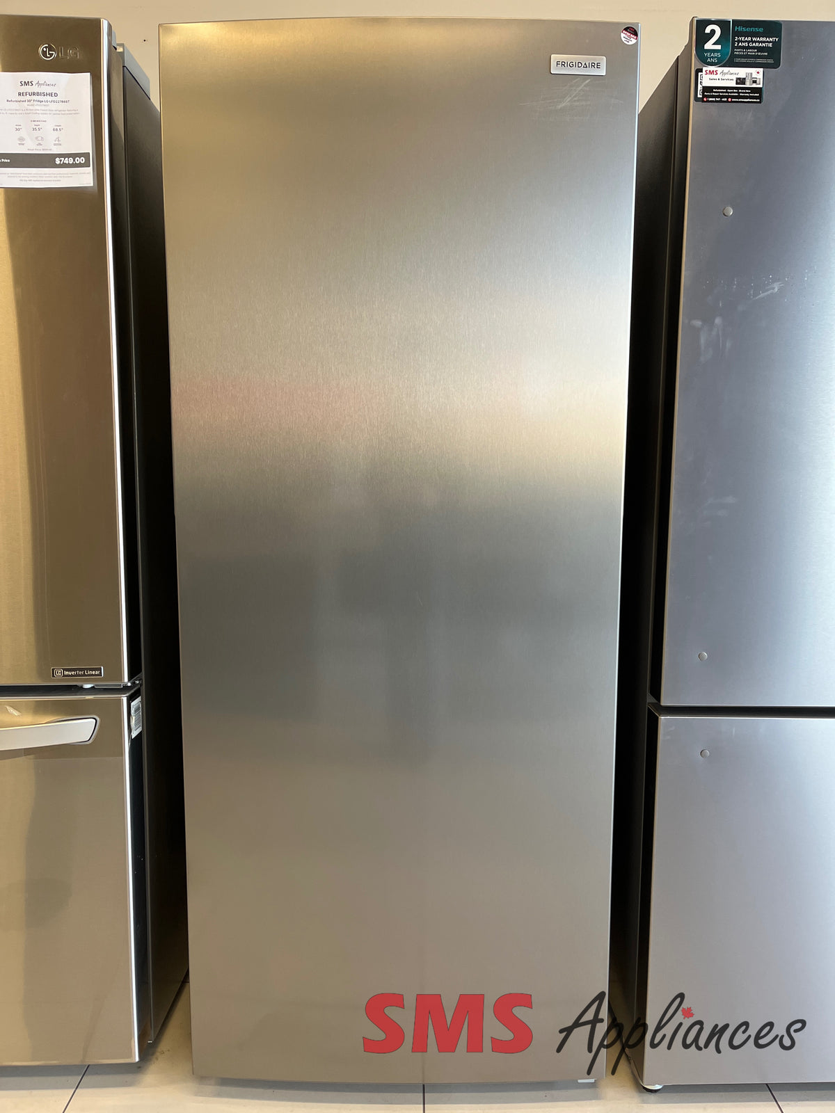 Open Box Freezers FFUE1626AV Frigidaire - Image 1