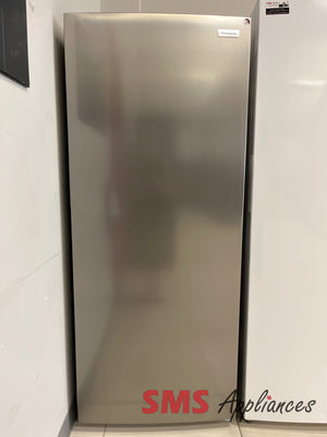 Open Box 28" Freezer Frigidaire FFUE1626AV