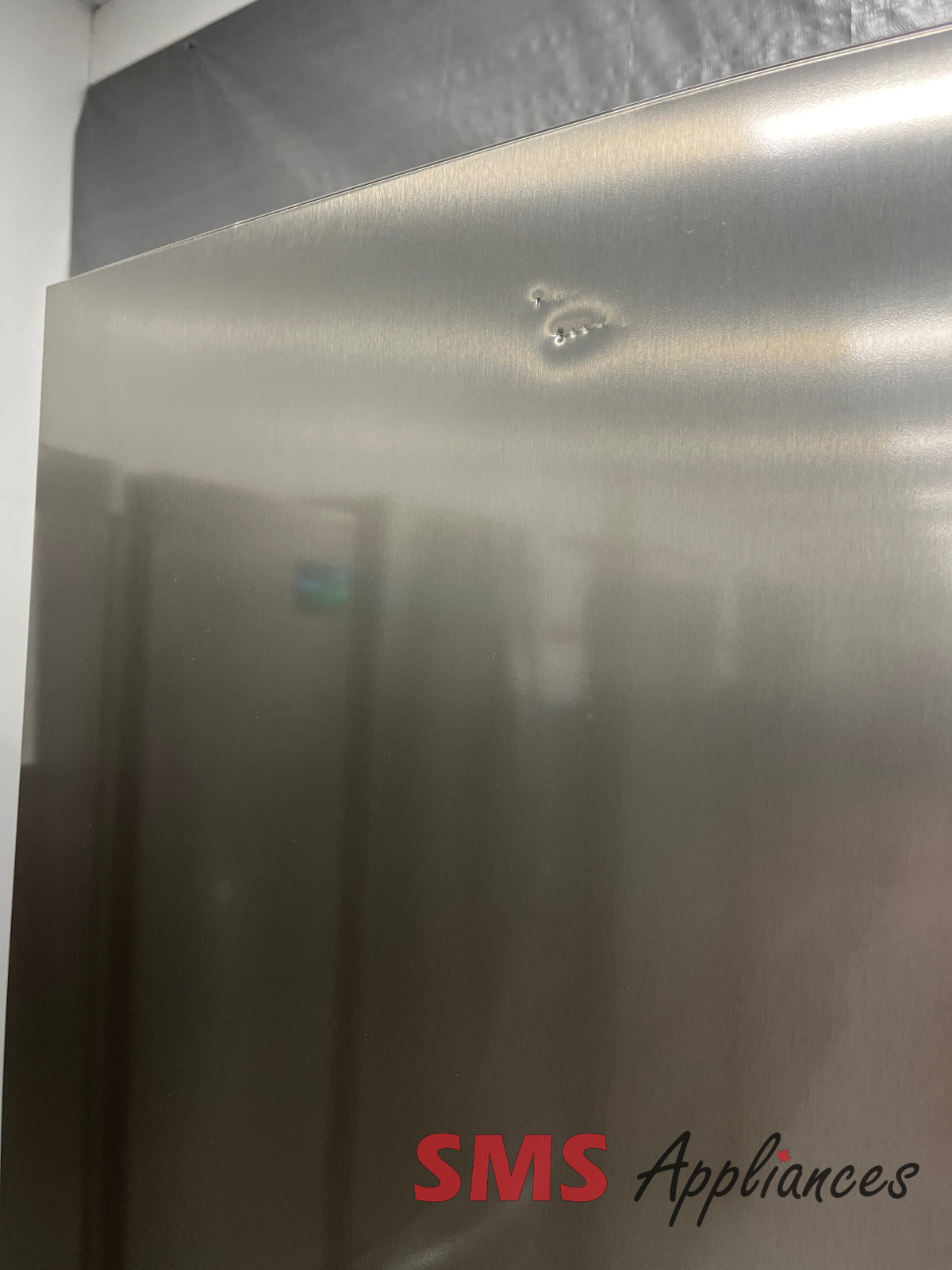 Open Box Freezers FFUE1626AV Frigidaire - Image 3