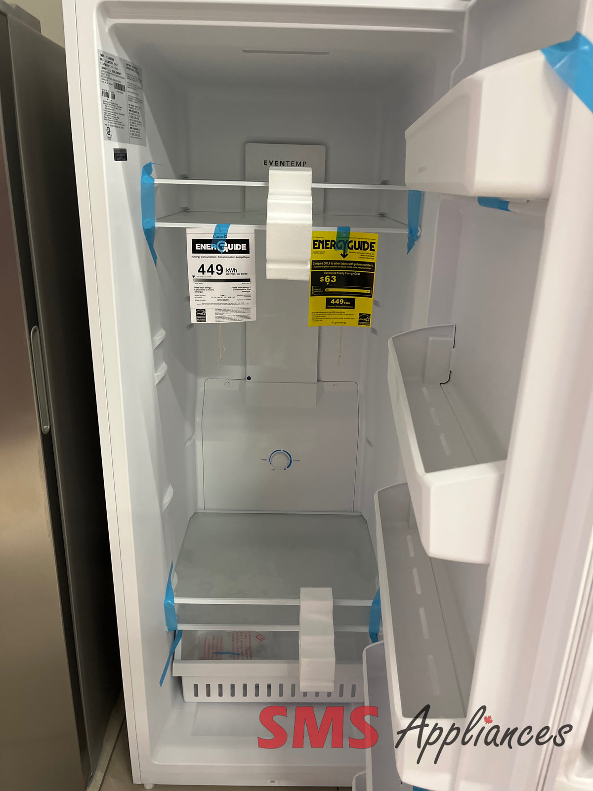 Open Box Freezers FFUE1826AW Frigidaire - Image 3
