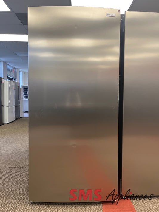 Open Box Freezers FFUE2022AF Frigidaire - Image 1