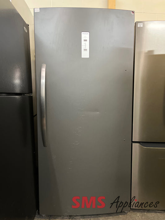 Open Box Freezers FFUE2024AN Frigidaire - Image 1