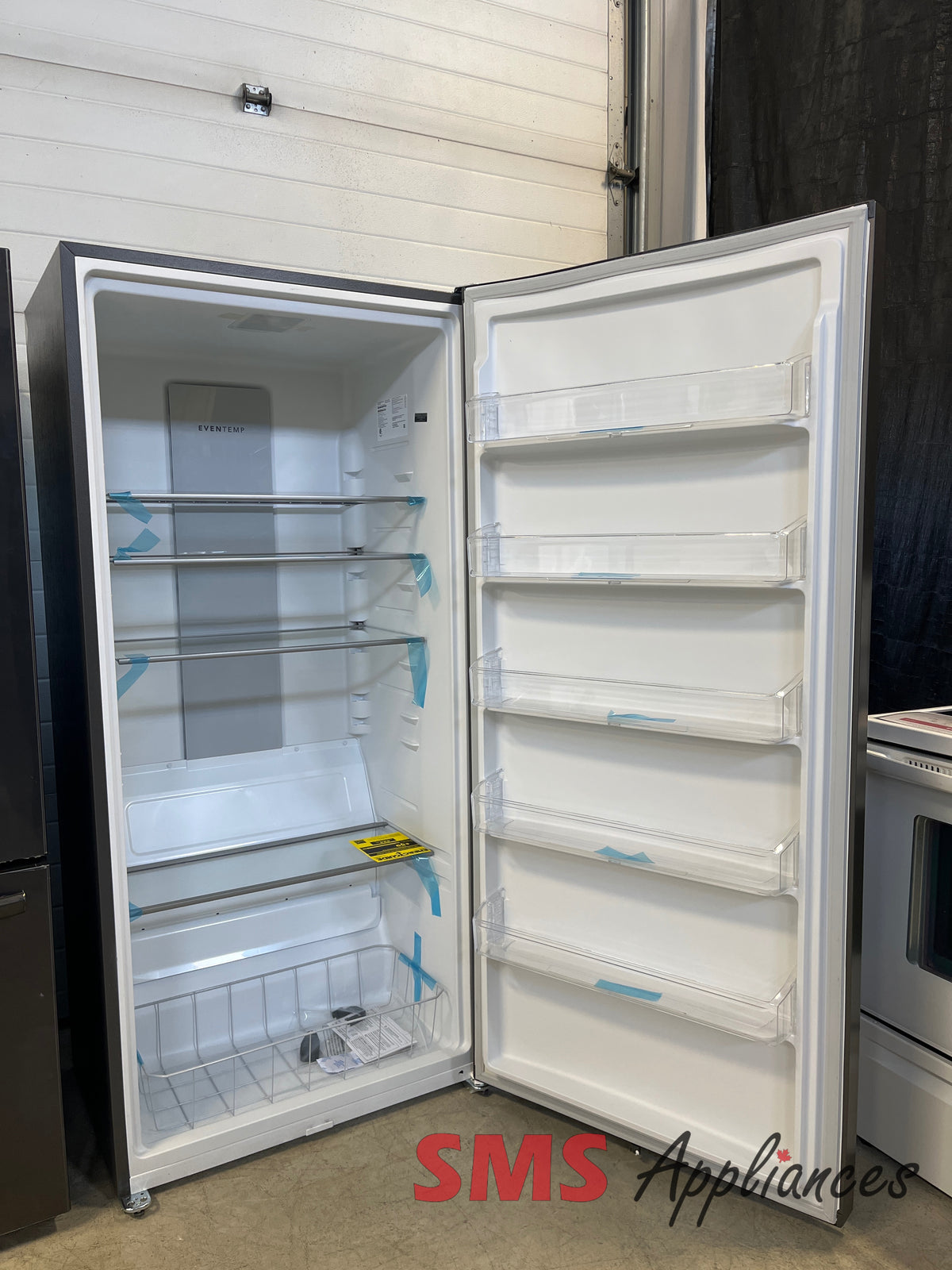 Open Box Freezers FFUE2024ANG Frigidaire - Image 2
