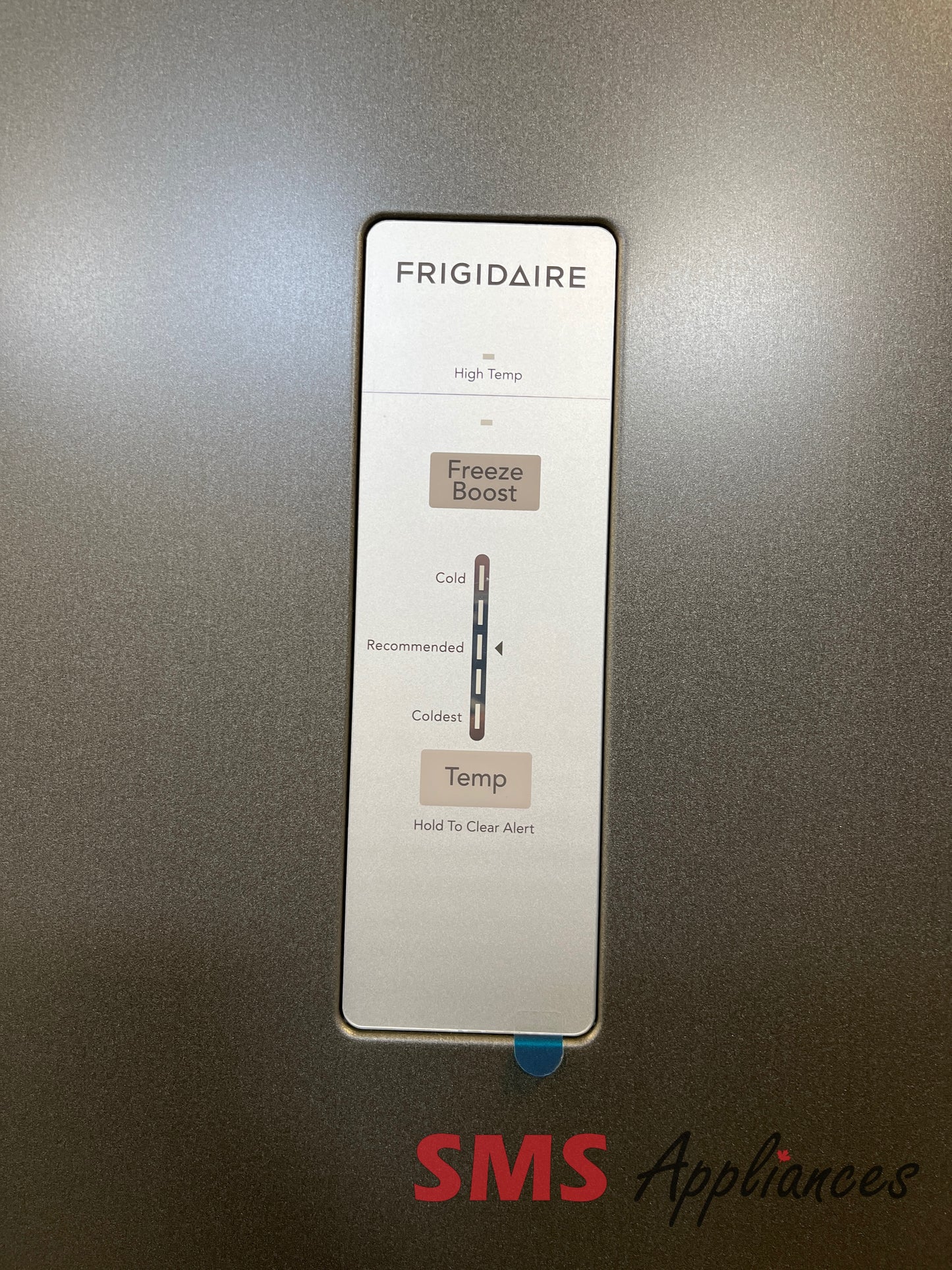 Open Box Freezers FFUE2024ANG Frigidaire - Image 4