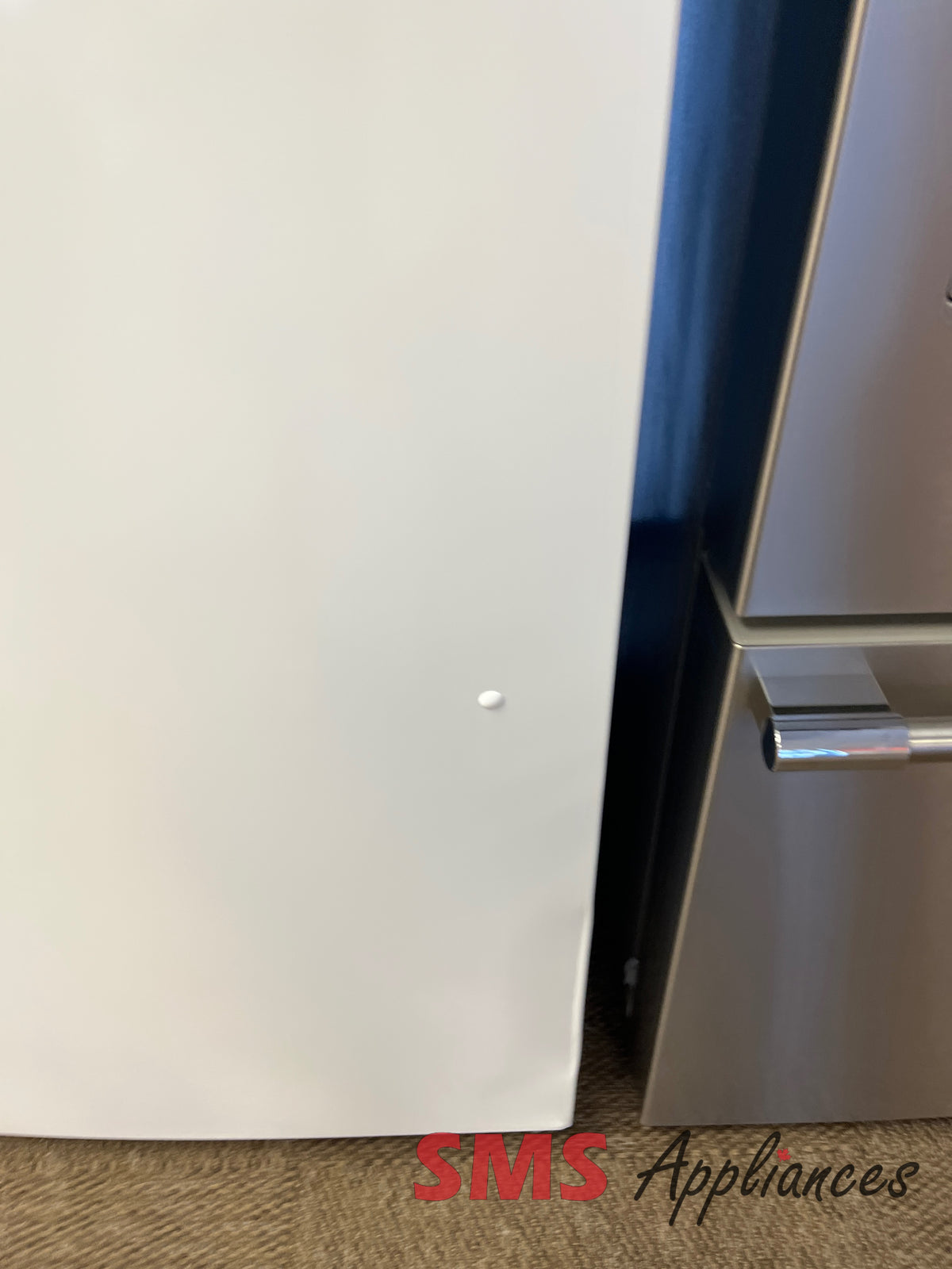 Open Box Freezers FFUV2136AW Frigidaire - Image 4