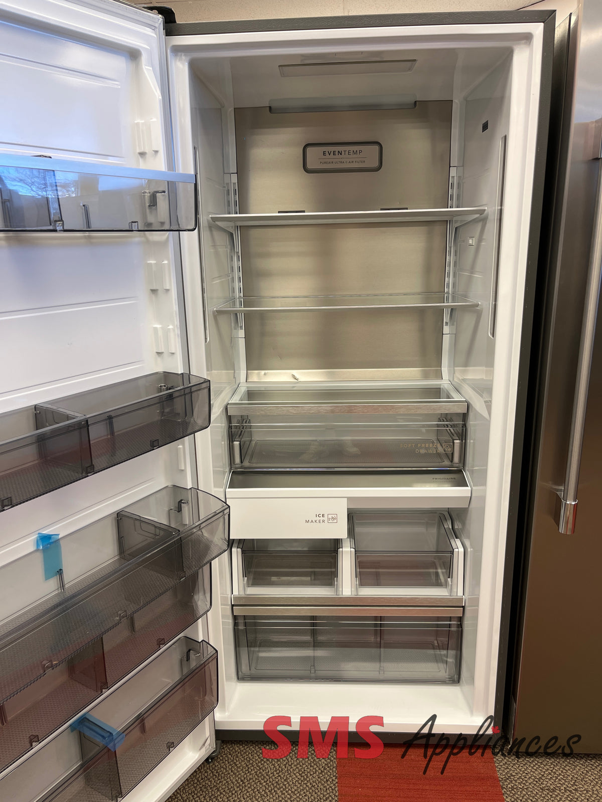 Open Box Freezers FPFU19F8WF Frigidaire - Image 3