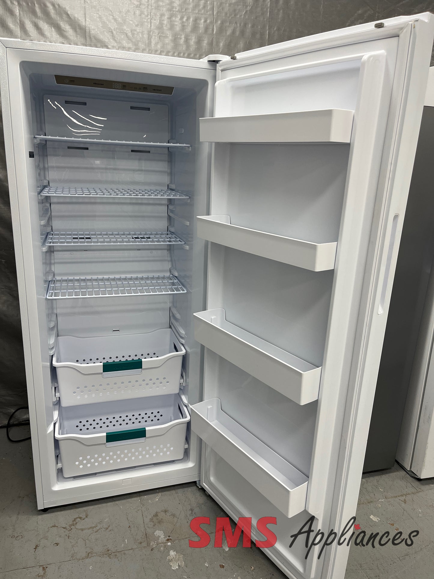 Open Box Freezers FV14D6CWD Hisense - Image 2