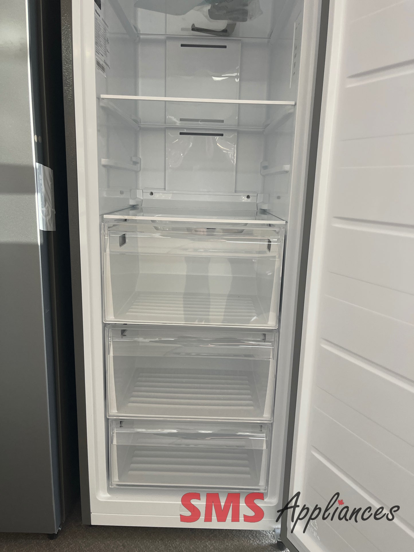 Open Box Freezers HFU101N1AVE Hisense - Image 3