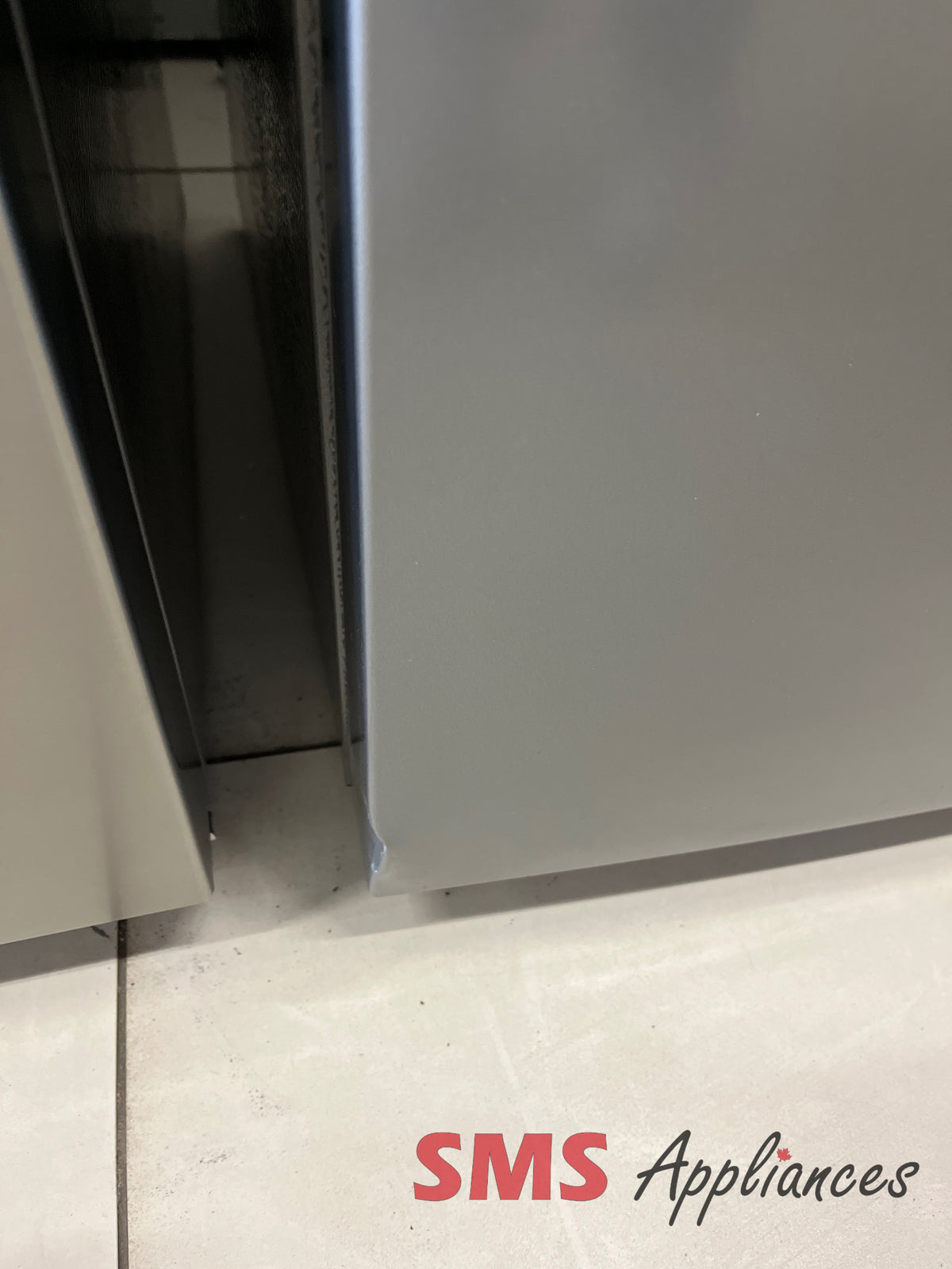 Open Box Freezers HFU101N1AVE Hisense - Image 5