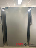 Open Box Freezers HFU171N1AVE Hisense - Image 1