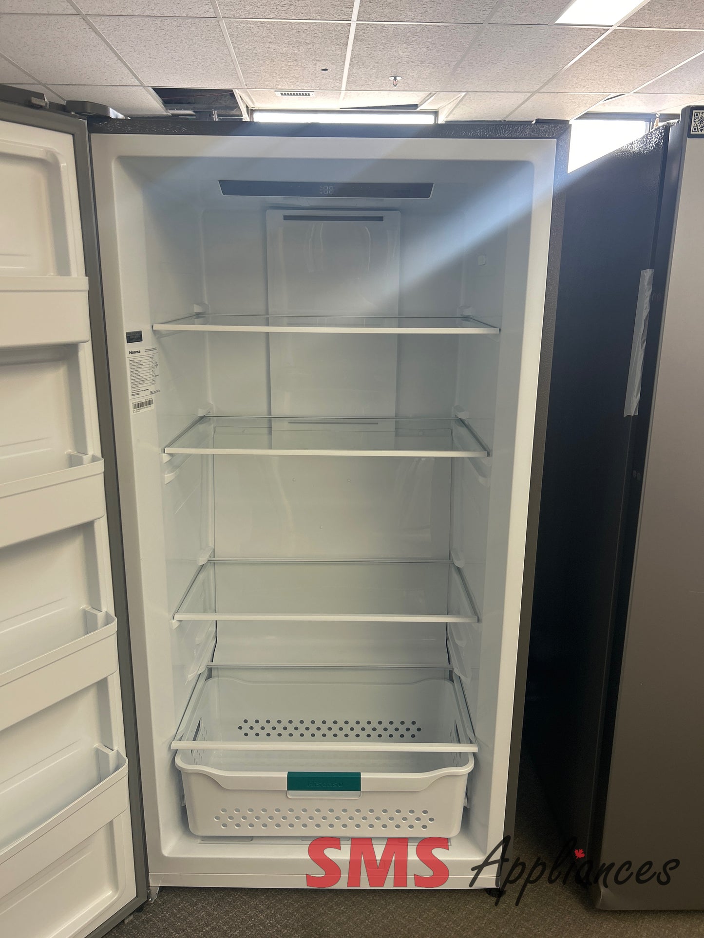 Open Box Freezers HFU171N1AVE Hisense - Image 3