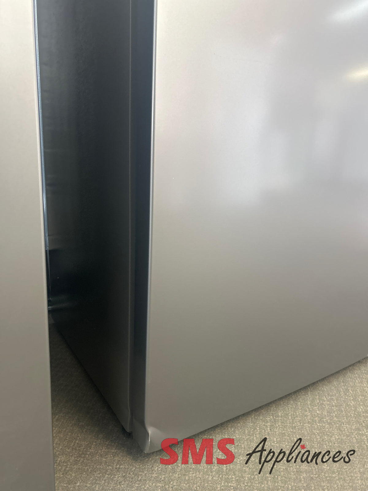 Open Box Freezers HFU171N1AVE Hisense - Image 5