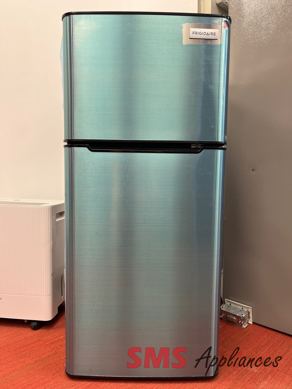 Open Box Fridges EFR463 Frigidaire - Image 1