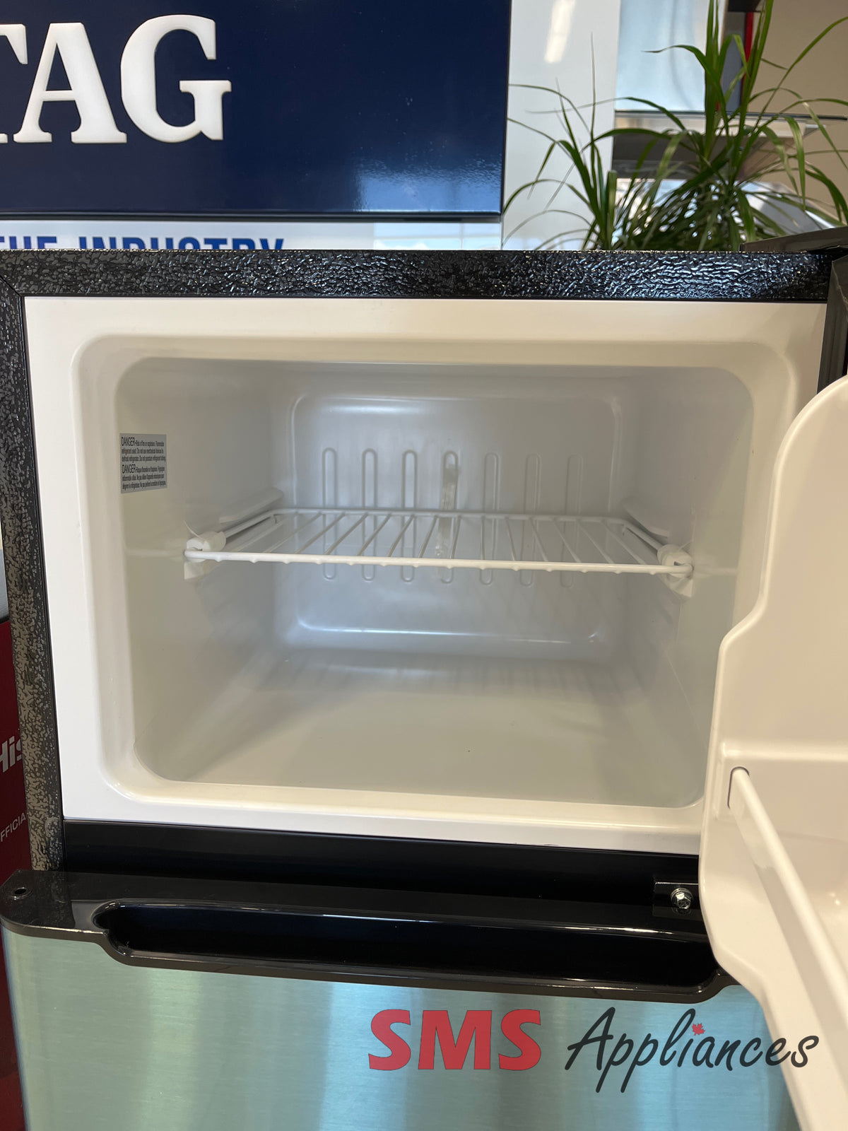 Open Box Fridges EFR463 Frigidaire - Image 2